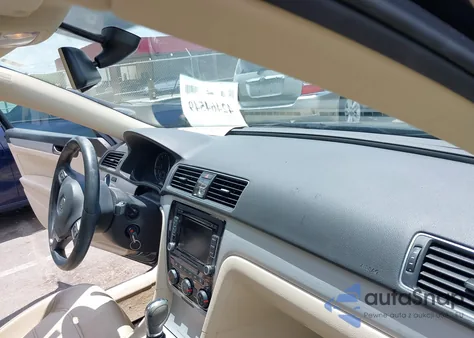 2013 Volkswagen Passat 2.5L Se из США, поврежденный, VIN 1VWBP7A34DC114543